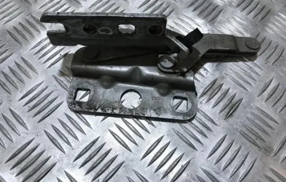 Citroen Xsara Tailgate/trunk/boot hinge