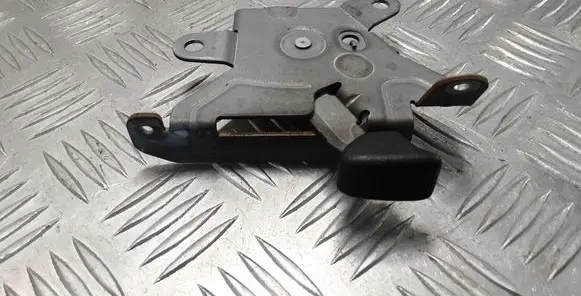 Citroen C-Crosser Tailgate release/open handle 
