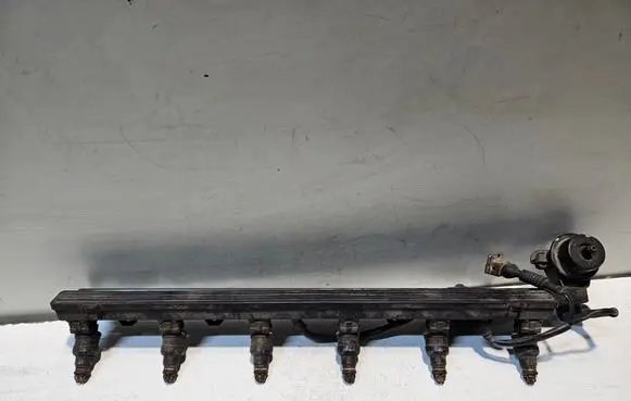 BMW 5 E34 Fuel main line pipe 0280150716 0280160248