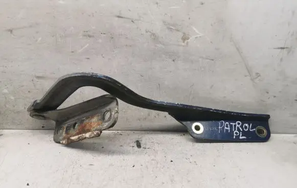 Nissan Patrol Y61 Engine bonnet/hood hinges