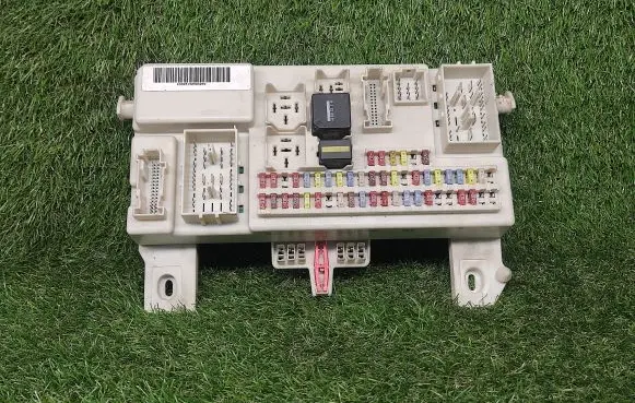 Ford Focus C-MAX Power management control unit 3M5T14A073BE