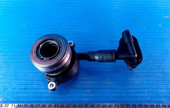 Ford Focus Clutch release bearing slave cylinder FTEZA288042 480NM090 42325805