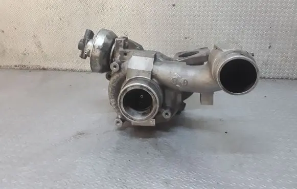 Mazda CX-7 Turbo VJ42