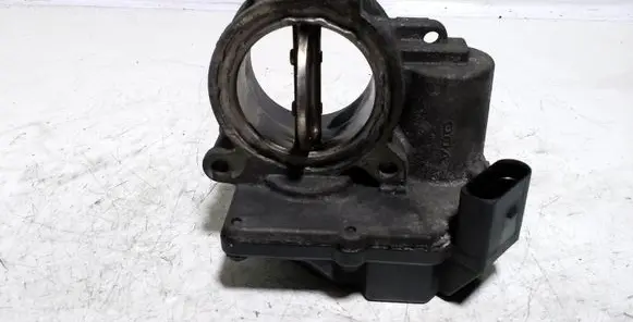 Audi A8 S8 D3 4E Throttle valve 057128063D A2C53249891