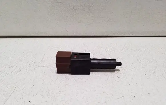 Nissan Pathfinder R51 Brake pedal sensor switch 5215U
