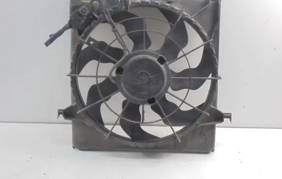 Hyundai i30 Electric radiator cooling fan 