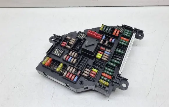 BMW 5 F10 F11 Fuse module 9264923