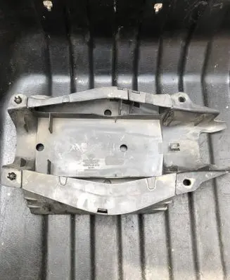 Rear underbody cover/under tray