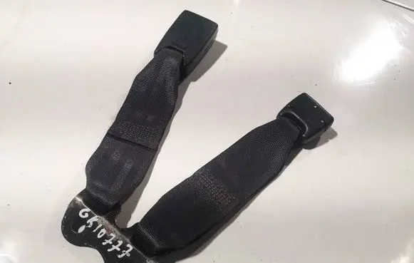 Honda Jazz Middle seatbelt buckle (rear) 