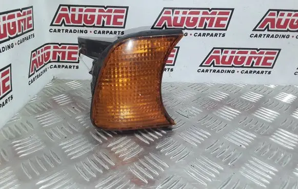 BMW 5 E34 Front indicator light 1384034 155042