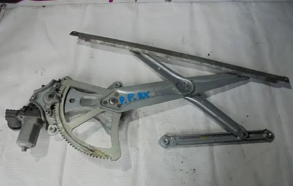 Lexus RX 330 - 350 - 400H Front window lifting mechanism without motor