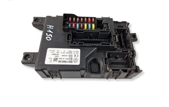 Fiat Punto (199) Fuse module 00517986150 97RI010040