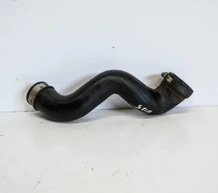 Audi A4 S4 B7 8E 8H Intercooler hose/pipe 8E0145737B