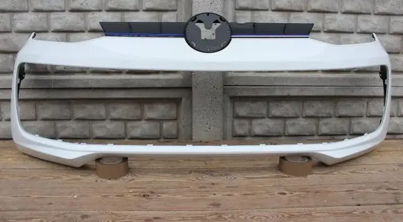 Volkswagen e-Up Front bumper 1S0807221F 1S0853651B