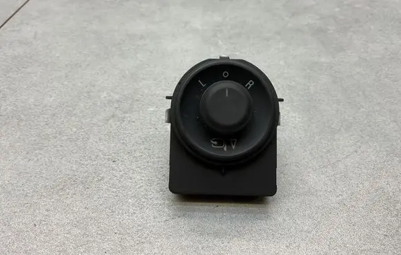 Opel Mokka X Wing mirror switch 42406139