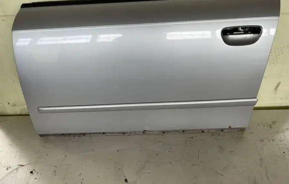Audi A4 S4 B7 8E 8H Front door