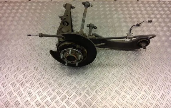 KIA Sportage Rear wheel hub spindle/knuckle 