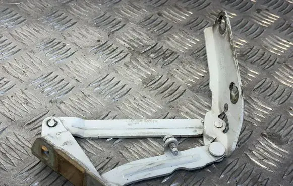 Mercedes-Benz Sprinter W901 W902 W903 W904 Engine bonnet/hood hinges 9067500121 0003