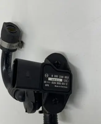 Audi A6 S6 C6 4F Air pressure sensor 036906051C 0261230053