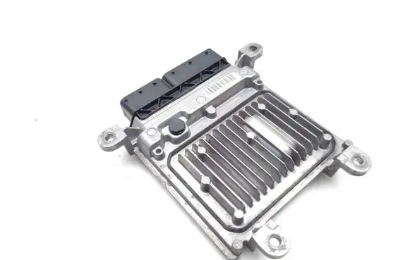 Mercedes-Benz E AMG W212 Engine control unit/module A6511500126 28208056 A0054469240