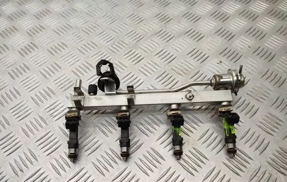 Fuel injectors set