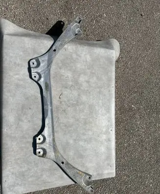 BMW 5 G30 G31 Other engine bay part 7362724