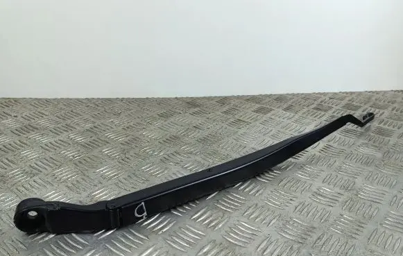Dodge Durango Front wiper blade arm