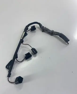 BMW 1 E81 E87 Fuel injector wires 758038802B