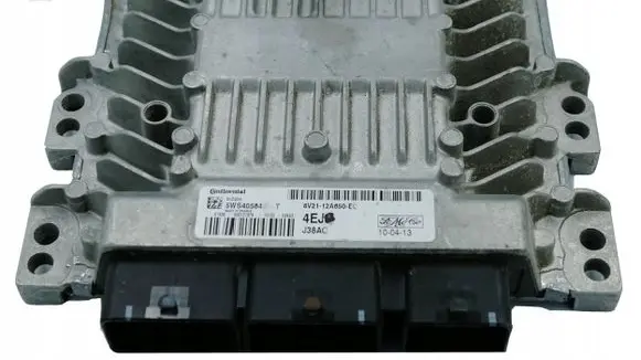 Ford Fiesta Engine control unit/module 8V2112A650EC
