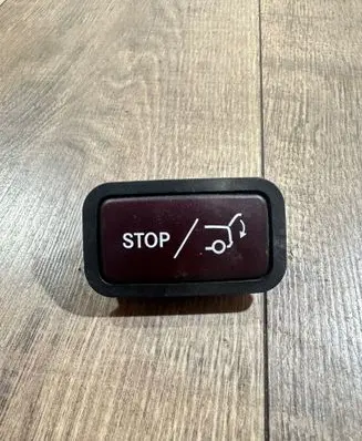 Mercedes-Benz CLS C218 X218 Tailgate/trunk/boot open switch 2128210651