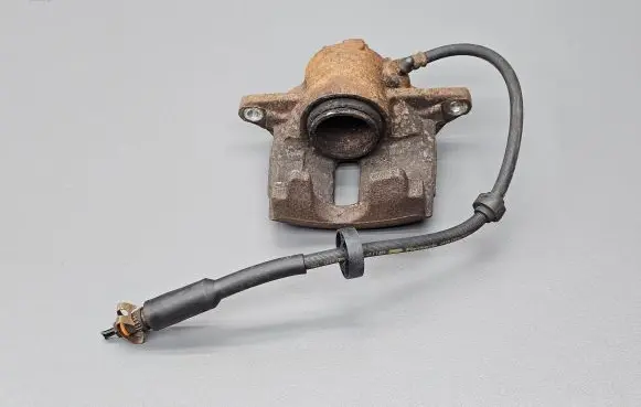 Citroen C3 Front brake caliper Y01132