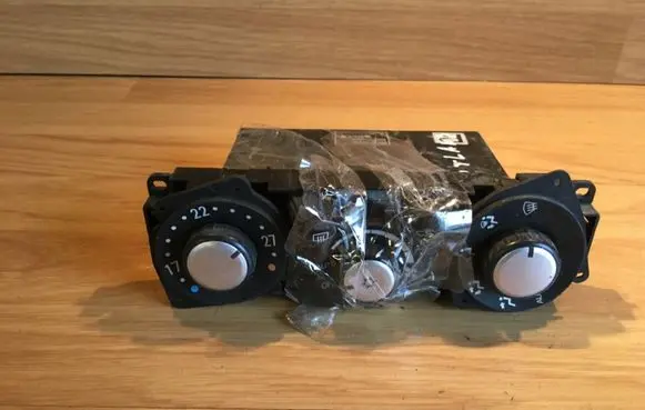 Mitsubishi Outlander Climate control unit MR979972HA CAB502A030AB RE28