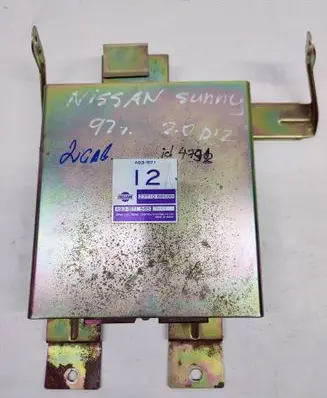 Nissan Sunny Engine control unit/module 2371066C00 A93B71565