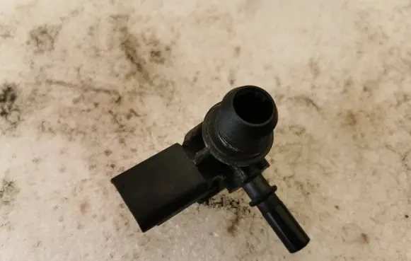Citroen Berlingo Vacuum valve 9810806380 83MPP0801 92308699