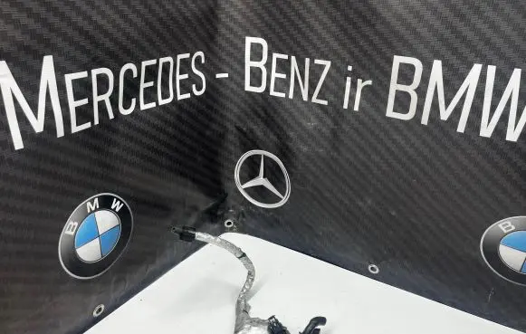 Mercedes-Benz E W212 AdBlue injector A0004901613 17100400235