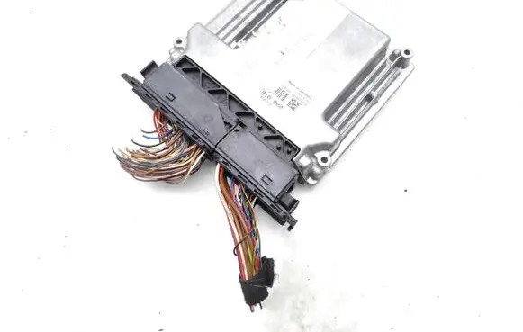 BMW 3 E90 E91 Engine control unit/module 7810000 0281015075