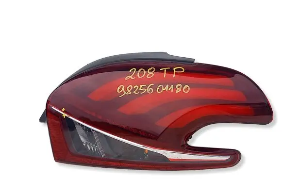 Peugeot 208 I Rear/tail lights 9825601180