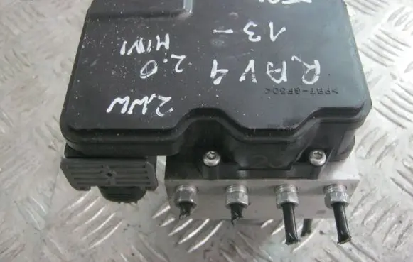 Toyota RAV 4 (XA40) ABS Pump 4454042410