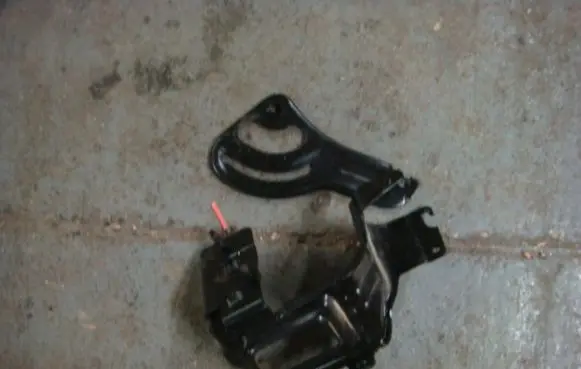 Citroen C-Elysée ABS pump bracket 