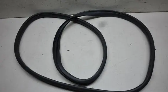 Mazda 3 II Rear door rubber seal (on body) 