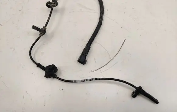 Chevrolet Camaro ABS brake wheel speed sensor 23408832