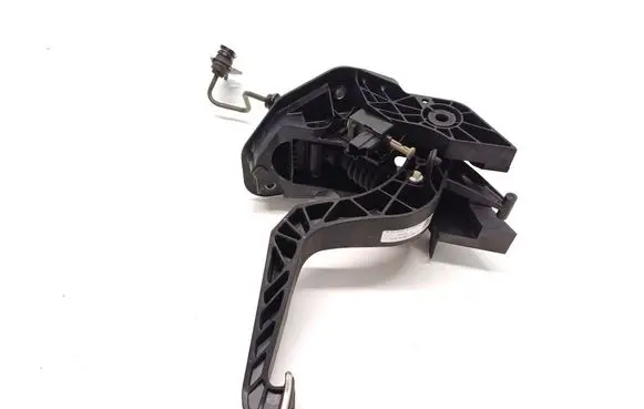 Ford Puma Clutch pedal H1BC-7B633-C1G