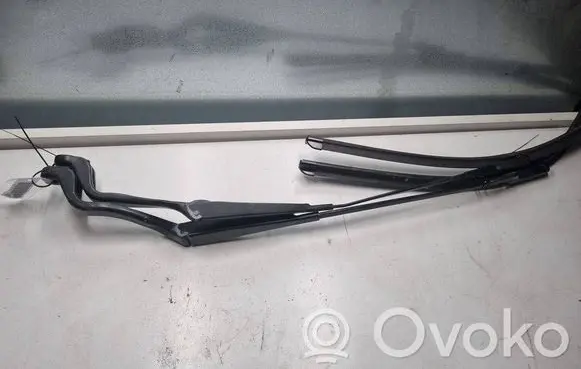 Ford S-MAX Front wiper blade arm 6M2117526CC