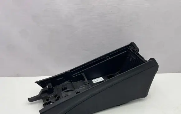 Mercedes-Benz C W205 Other center console (tunnel) element A2056801950 20160205S033 0009H15
