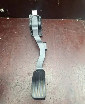 Peugeot 207 Accelerator throttle pedal 0280752247 9643059180