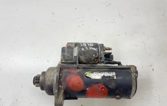 Volkswagen Golf IV Starter motor 02A911024B D7RS30