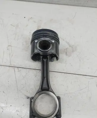 Seat Leon (1P) Piston with connecting rod 034150907 095230