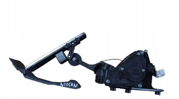 Infiniti Q60 Accelerator throttle pedal