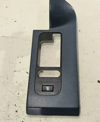 Chevrolet Suburban Electric window control switch 15680768