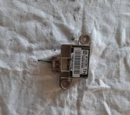 Opel Zafira A Airbag deployment crash/impact sensor 09133264 THS0913533C